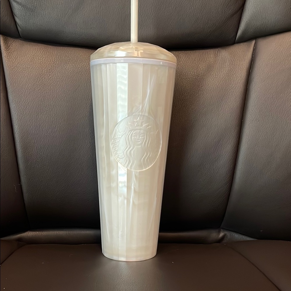 New Starbucks Pearl marble prism Tumbler 24 oz